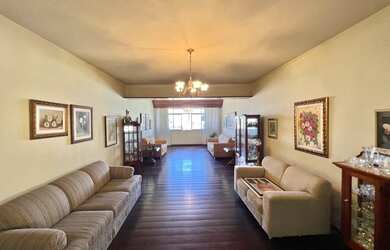 Imagem: O apartamento possui 5 Dormitórios, 5 Banheiros, 2 Vagas na