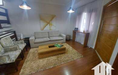 Imagem: A casa em condomínio possui 4 Dormitórios, 5 Banheiros, 2