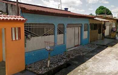 Imagem: A casa possui 2 Dormitórios, 1 Banheiro, 228m² de Área e