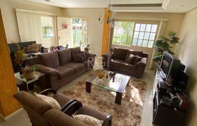 Imagem 11: Casa em Cristal. Piscina, Churrasqueira, 250m² de Áreae2 Vagas na garagem