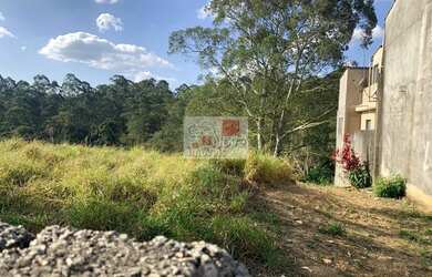 Imagem: O terreno possui 270m² de Área e está localizado em Parque