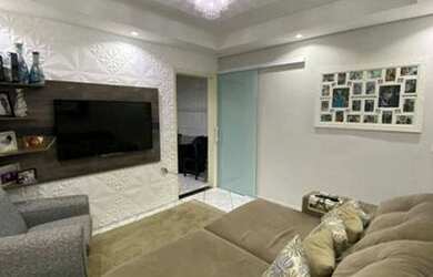 Imagem: A casa possui 2 Dormitórios, 1 Banheiro, 4 Vagas na garagem