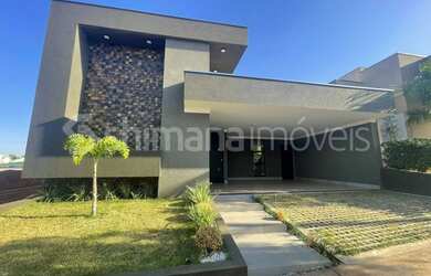 Imagem: A casa em condomínio possui 3 Dormitórios, 4 Banheiros, 4