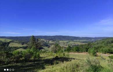 Imagem: A fazenda possui 1.000m² de Área e está localizado em Fazenda