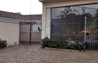 Imagem: O depósito possui 4 Vagas na garagem, 514m² de Área e está