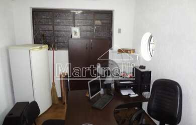 Imagem: O depósito possui 1.729m² de Área e está localizado em