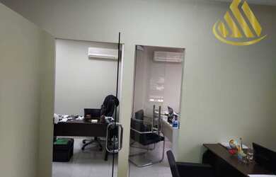 Imagem: Sala comercial com divisórias à venda na Vila Matias, Santos/SP