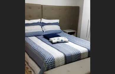 Imagem: A casa possui 2 Dormitórios, 2 Banheiros, 2 Vagas na garagem