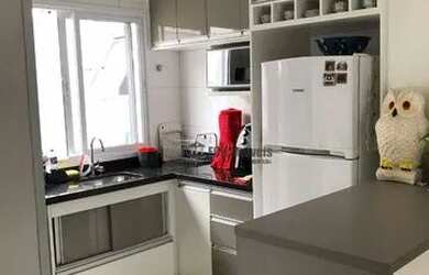 Imagem: O apartamento possui 2 Dormitórios, 1 Banheiro, 2 Vagas na