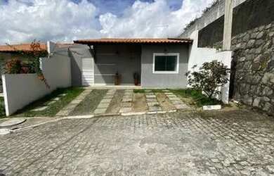 Imagem: A casa em condomínio possui 3 Dormitórios, 3 Banheiros, 2