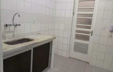 Imagem 5: Ótimo apto Varanda - Duas Salas - Dois Quartos - Area