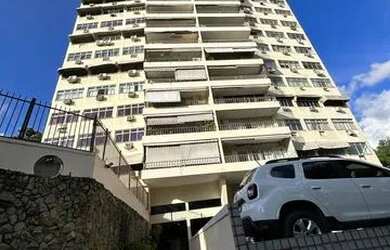 Imagem: O apartamento possui 4 Dormitórios, 3 Banheiros, 1 Vaga na