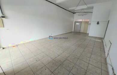 Imagem: O depósito possui 180m² de Área e está localizado em Vila