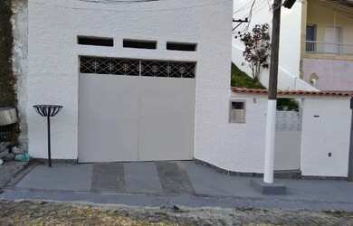 Imagem: A casa em condomínio possui 2 Dormitórios, 1 Banheiro, 2 Vagas