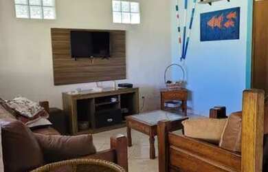 Imagem: A casa possui 2 Dormitórios, 1 Vaga na garagem e está localizado