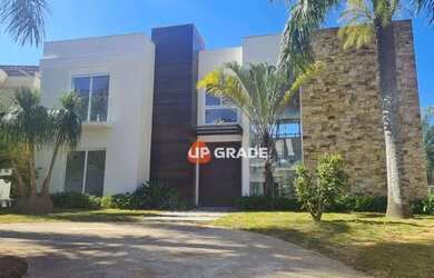 Imagem: A casa em condomínio possui 5 Dormitórios, 5 Banheiros, 5