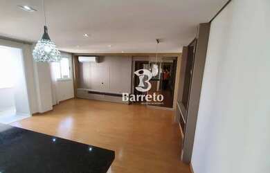 Imagem: O apartamento possui 2 Dormitórios, 2 Banheiros, 2 Vagas na