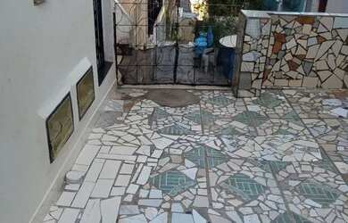 Imagem: A casa possui 2 Dormitórios, 1 Banheiro e está localizado