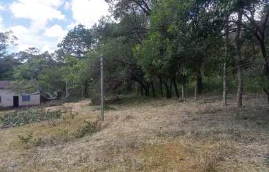 Imagem: A chácara possui 33.000m² de Área e está localizado em