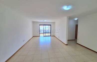 Imagem: O apartamento possui 3 Dormitórios, 5 Banheiros, 2 Vagas na