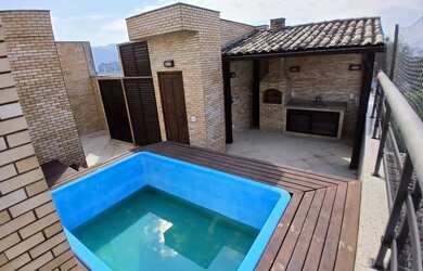 Imagem: O apartamento na cobertura possui 3 Dormitórios, 5 Banheiros