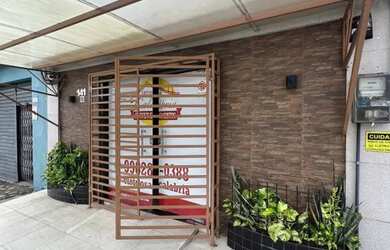 Imagem: A casa possui 1 Dormitório, 3 Banheiros, 252m² de Área e