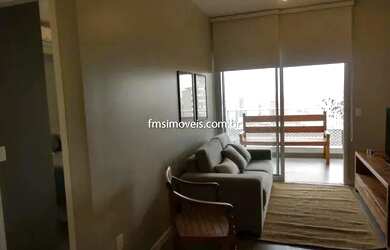 Imagem: O apartamento possui 1 Dormitório, 1 Banheiro, 1 Vaga na garagem