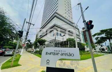 Imagem: O apartamento possui 3 Dormitórios, 5 Banheiros, 2 Vagas na