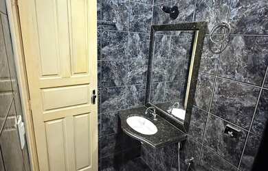 Imagem 4: Suíte Individual em Alojamento em Santa Vitória MG