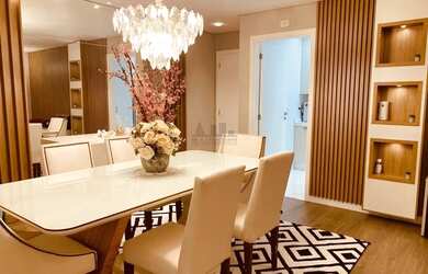 Imagem: O apartamento possui 3 Dormitórios, 2 Banheiros, 3 Vagas na