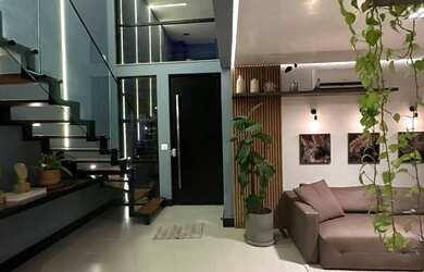 Imagem 2: Vendo casa reformada de 2/4 sendo uma suíte e closet