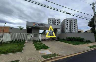 Imagem: O apartamento possui 2 Dormitórios, 1 Banheiro, 2 Vagas na