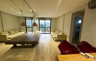 Imagem: O apartamento possui 1 Dormitório, 1 Banheiro, 1 Vaga na garagem