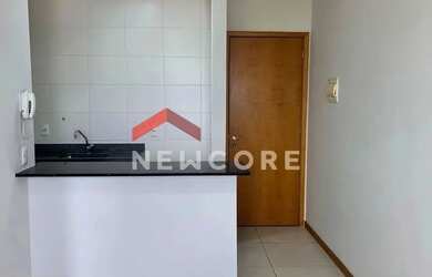 Imagem: O apartamento possui 1 Dormitório, 1 Banheiro, 1 Vaga na garagem