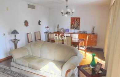 Imagem: O apartamento possui 3 Dormitórios, 3 Banheiros, 2 Vagas na