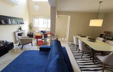 Imagem: A casa em condomínio possui 3 Dormitórios, 4 Banheiros, 5