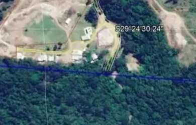 Imagem: O terreno possui 60.000m² de Área e está localizado em Gramado