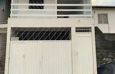 Imagem: A casa possui 2 Dormitórios, 1 Banheiro, 70m² de Área e