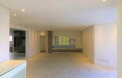 Imagem: O apartamento possui 2 Dormitórios, 5 Banheiros, 3 Vagas na