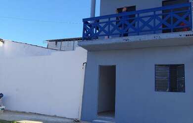 Imagem: A casa possui 2 Dormitórios, 2 Banheiros e 60m² de Área e