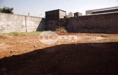 Imagem: O terreno possui 2.400m² de Área e está localizado em Ipiranga