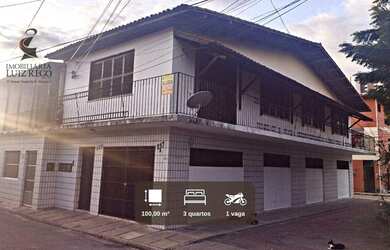 Imagem: A casa possui 3 Dormitórios, 2 Banheiros, 100m² de Área e