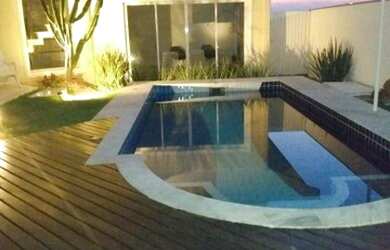 Imagem: A casa em condomínio possui 4 Dormitórios, 5 Banheiros, 4