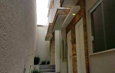 Imagem: A casa em condomínio possui 2 Dormitórios, 1 Banheiro, 1 Vaga