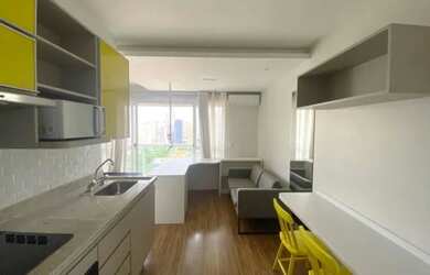 Imagem: O apartamento possui 1 Dormitório, 1 Banheiro, 1 Vaga na garagem