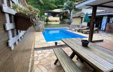 Imagem: A casa em condomínio possui 5 Dormitórios, 5 Banheiros, 5