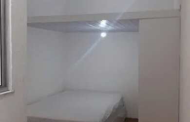 Imagem: O apartamento possui 1 Dormitório, 1 Banheiro, 35m² de Área