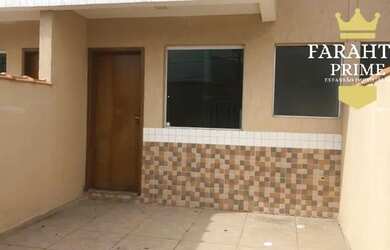 Imagem: A casa possui 2 Dormitórios, 2 Banheiros, 1 Vaga na garagem