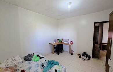 Imagem 11: Belo sobrado localizado na QD 805 fundo com supermercados Euro