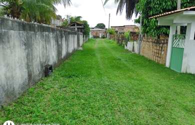 Imagem: A casa possui 2 Dormitórios, 2 Banheiros, 5 Vagas na garagem